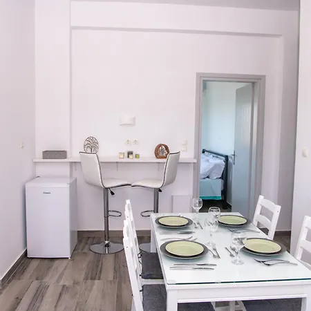Denis Summer Living * Perivolos (Santorini)