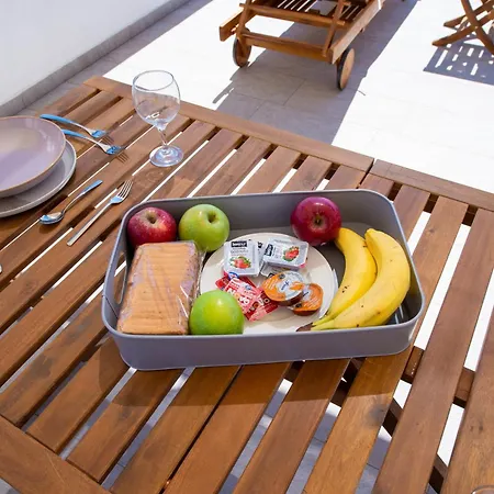 Denis Summer Living * Perivolos (Santorini)