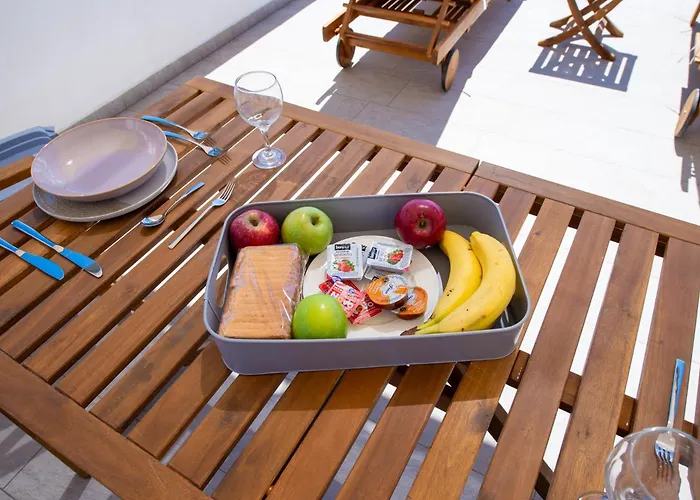 Denis Summer Living * Perivolos (Santorini)