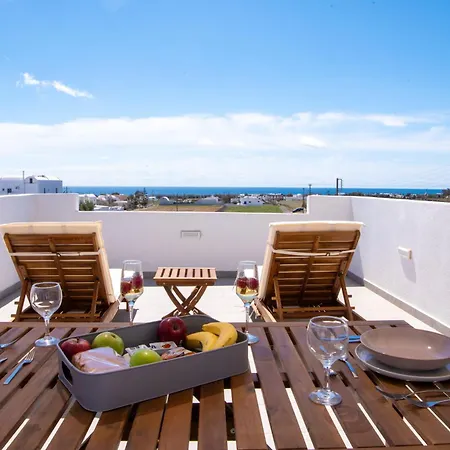 Denis Summer Living * Perivolos (Santorini)